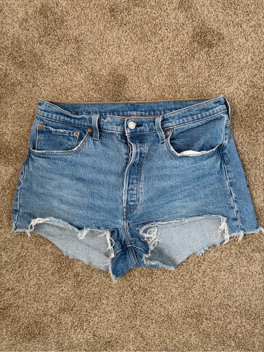 Levi’s 501 High-Rise Distressed Denim Shorts - Blue